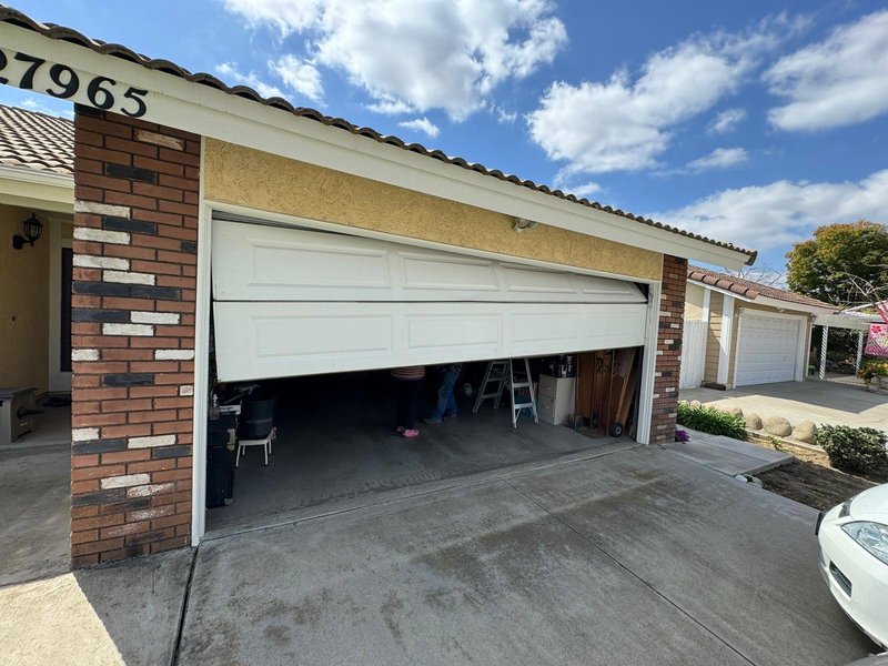 Overhead Garage Door Balance Test, 24/7 Garage Door and Gate Services LLC, Inland Empire CA