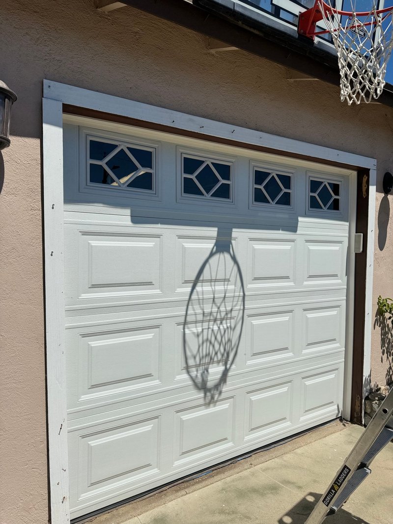 White Short-Panel Garage Door With Decorative Windows, 24/7 Garage Door and Gate Services LLC, Inland Empire CA
