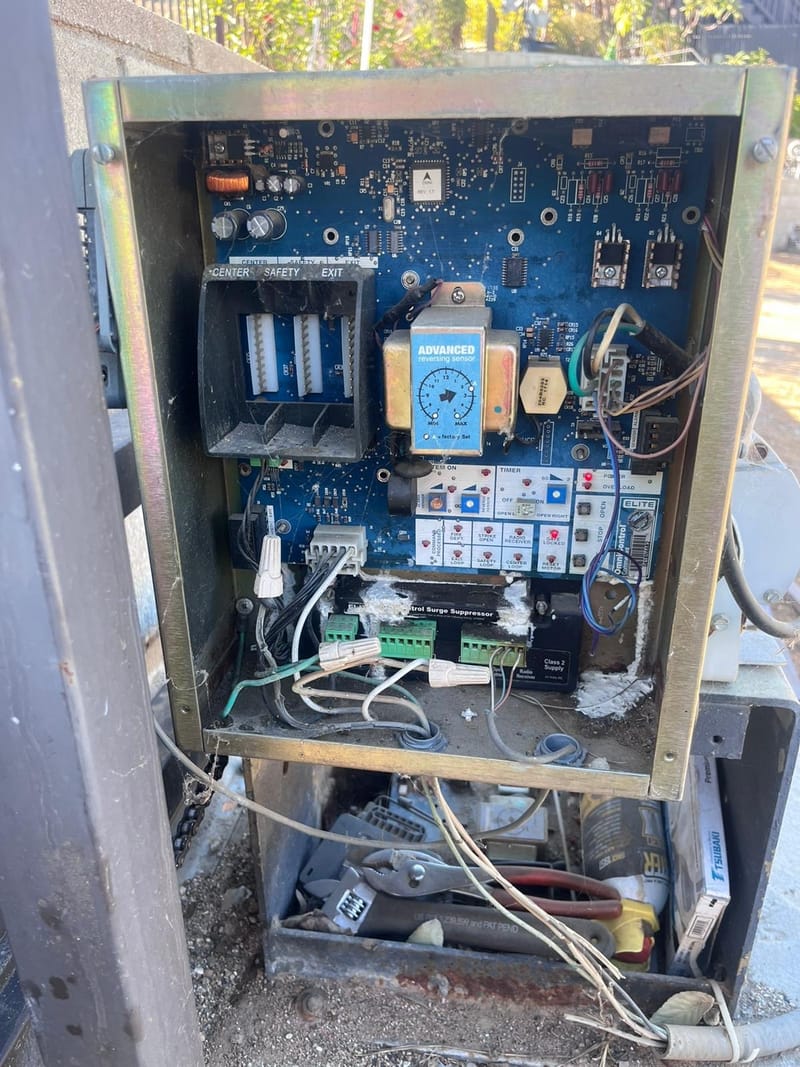Diagnostics on a gate receiver board to restore remote control